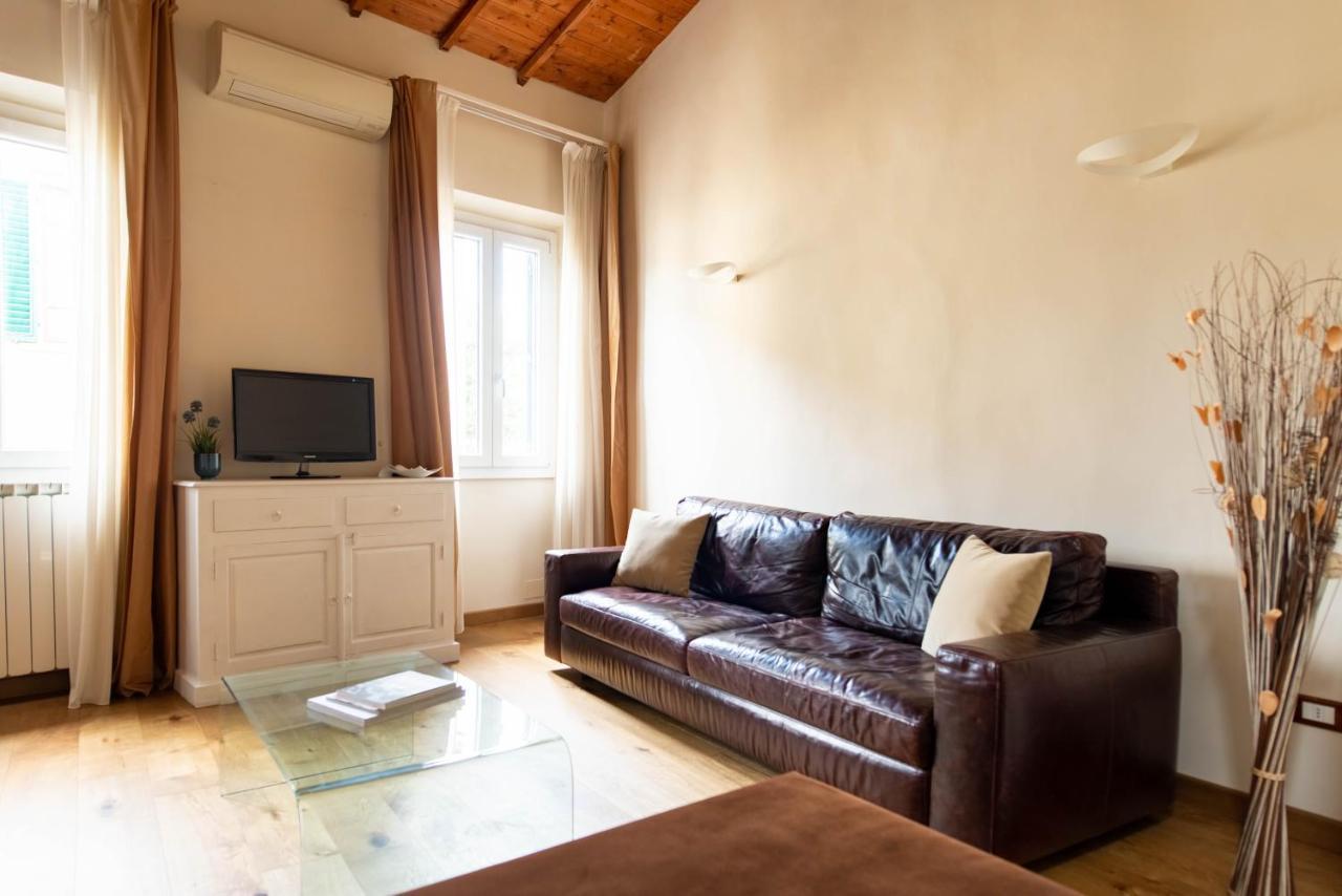 Modern, Bright Near Boboli Gardens & Santo Spirito - Homeunity Florenz Exterior foto